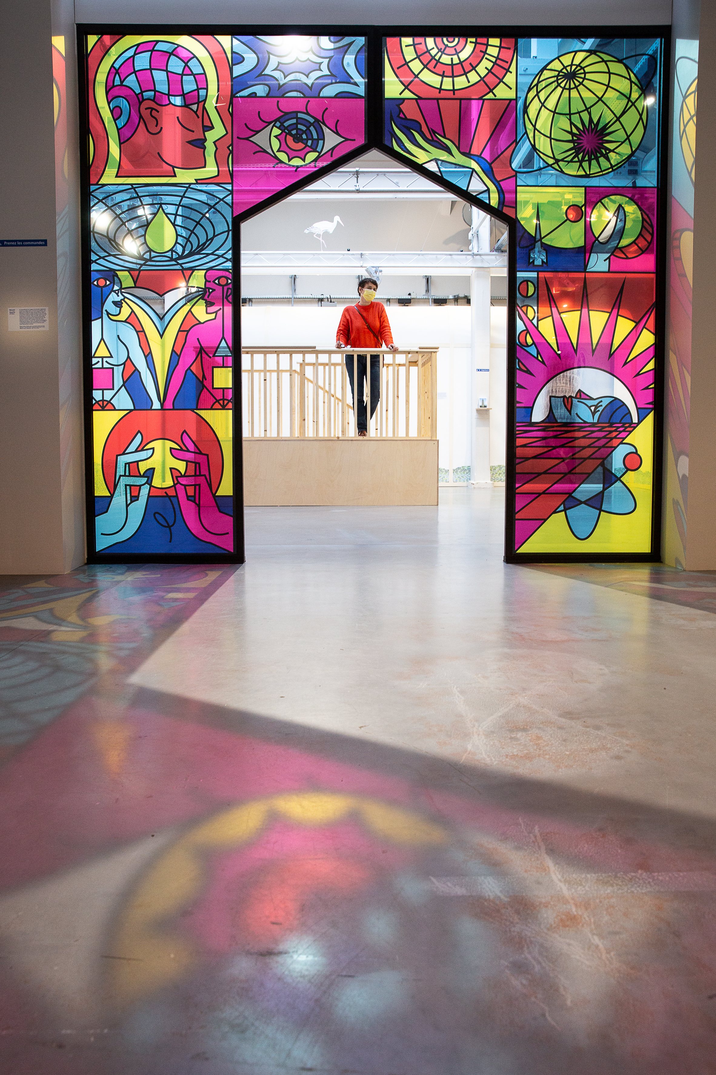DUPLEXCITY / VOYAGE Print on 3M™ Scotchcal™ Clear View Graphic film applied on plexiglass in wood frame.
310 x 280 cm / Unique Piece / 2022